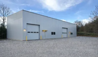  LOCAL D'ACTIVITES RETIERS 440 m²