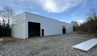  LOCAL D'ACTIVITES RETIERS 440 m²