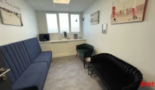  BUREAUX LOCAUX COMMERCIAUX 186 M² SAINT NAZAIRE