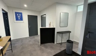  BUREAUX LOCAUX COMMERCIAUX 186 M² SAINT NAZAIRE