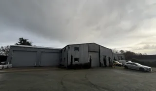  BUREAUX 745 M² CORDEMAIS