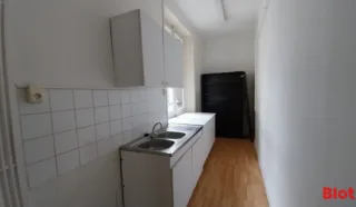  BUREAUX 85 M² NANTES