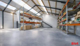  LOCAL D'ACTIVITES LA GOUESNIERE 440 m²