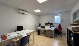  LOCAUX D'ACTIVITÉS 456 M² THOUARE SUR LOIRE