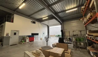  LOCAUX D'ACTIVITÉS 456 M² THOUARE SUR LOIRE
