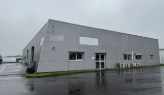  LOCAUX D'ACTIVITÉS 456 M² THOUARE SUR LOIRE