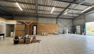  LOCAUX D'ACTIVITÉS 361 M² LE PALLET