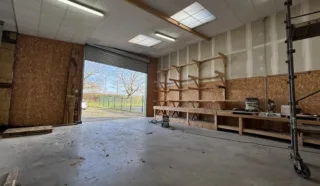  LOCAUX D'ACTIVITÉS 361 M² LE PALLET