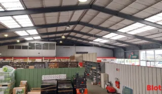  LOCAL D'ACTIVITES 2 000 M² PLANCOET