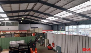  LOCAL D'ACTIVITES 2 000 M² PLANCOET