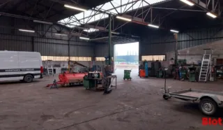  LOCAL D'ACTIVITES 2 000 M² PLANCOET