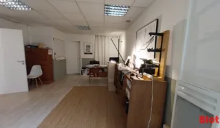  BUREAUX LOCAUX COMMERCIAUX 62 M² NANTES