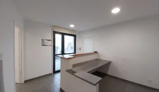  LOCAUX D'ACTIVITÉS 253 M² GUERANDE