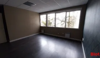  BUREAUX 153 M² NANTES