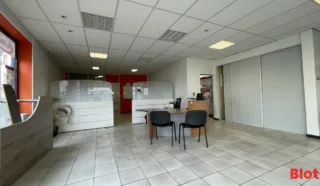  BUREAUX LOCAUX COMMERCIAUX 101 M² SAINT NAZAIRE