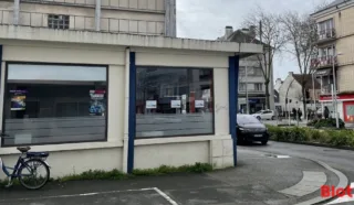  BUREAUX LOCAUX COMMERCIAUX 101 M² SAINT NAZAIRE