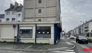  BUREAUX LOCAUX COMMERCIAUX 101 M² SAINT NAZAIRE