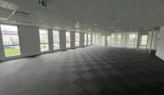  BUREAUX 422 m² NANTES