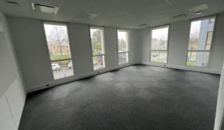  BUREAUX 422 m² NANTES