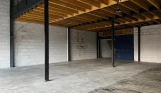  LOCAUX COMMERCIAUX et d'ACTIVITÉS 304 m² TREGUEUX