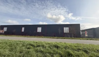  LOCAL D'ACTIVITES NOYAL-CHATILLON-SUR-SEICHE 3 190 m²