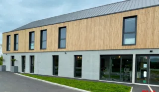  LOCAL D'ACTIVITES ET BUREAUX SAINT-MALO 1 380 m²