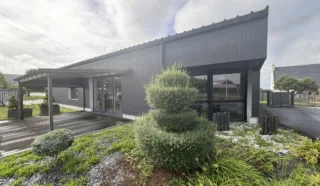  LOCAL COMMERCIAL / BUREAUX 285 m² PLOUDANIEL