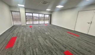  LOCAL D'ACTIVITES NOYAL-CHATILLON-SUR-SEICHE 3 190 m²