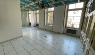  BUREAUX VITRINE 98 m² CENTRE VILLE ST BRIEUC