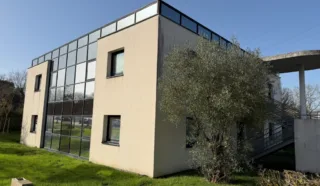  BUREAUX 415 m² BRUZ