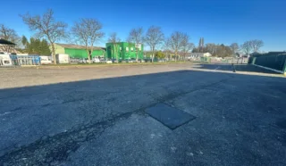  LOCAL D'ACTIVITES BETTON 1 800 m²