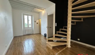 Immeuble 8 pièce(s)