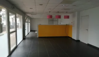  BUREAUX LOCAUX COMMERCIAUX 113 M² LA BAULE ESCOUBLAC