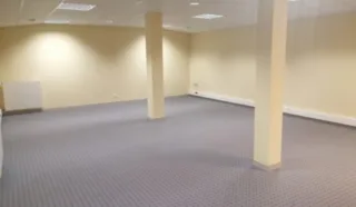  LOCAL COMMERCIAL 140 m² LORIENT