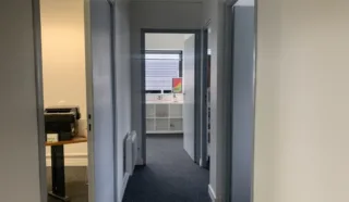  73 m² SAINTE LUCE SUR LOIRE  BUREAUX