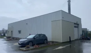  LOCAL D'ACTIVITES LANVALLAY 206 m²