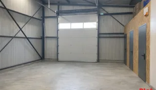  LOCAL D'ACTIVITES LANVALLAY 206 m²