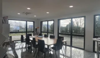  BUREAUX 548 m² CHAPELLE DES FOUGERETZ