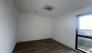  BUREAUX 548 m² CHAPELLE DES FOUGERETZ