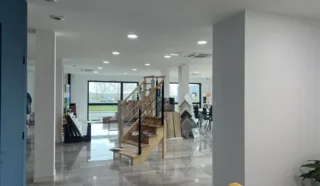  BUREAUX 548 m² CHAPELLE DES FOUGERETZ