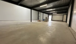  BUREAUX AVEC STOCKAGE 1430 m² CAUDAN