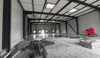  LOCAL D'ACTIVITES 468 m² MERLEVENEZ