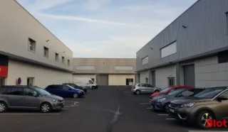  LOCAUX D'ACTIVITÉS 265 M² SAINT HERBLAIN
