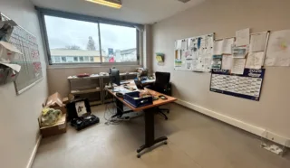  LOCAL D'ACTIVITES / BUREAUX AVEC SHOWROOM SAINT-BRIAC-SUR-MER 950 m²