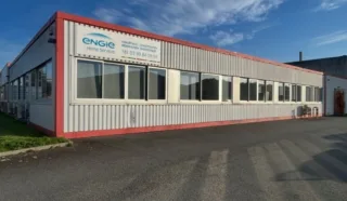  LOCAL D'ACTIVITES / BUREAUX AVEC SHOWROOM SAINT-BRIAC-SUR-MER 950 m²