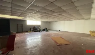  LOCAL COMMERCIAL 590 M² SAINT NAZAIRE