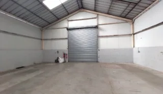  LOCAL D'ACTIVITES ZI SAINT-MALO 345 m²