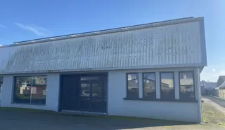  CELLULE D'ACTIVITÉS 600 m² ST MALO