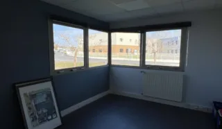  BUREAUX 300 M² SAINTE LUCE SUR LOIRE