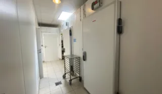  Local d'activité 180 m2 LAMBALLE